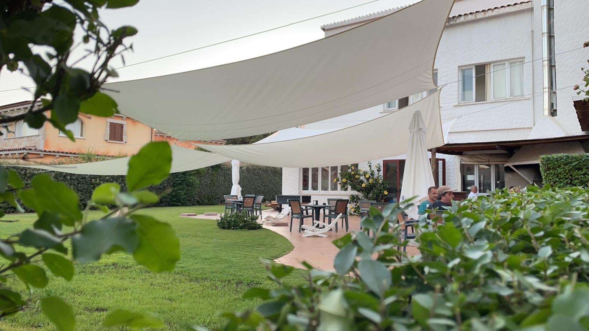 Hotel Al Faro , Spiaggia La Cinta ,San Teodoro *